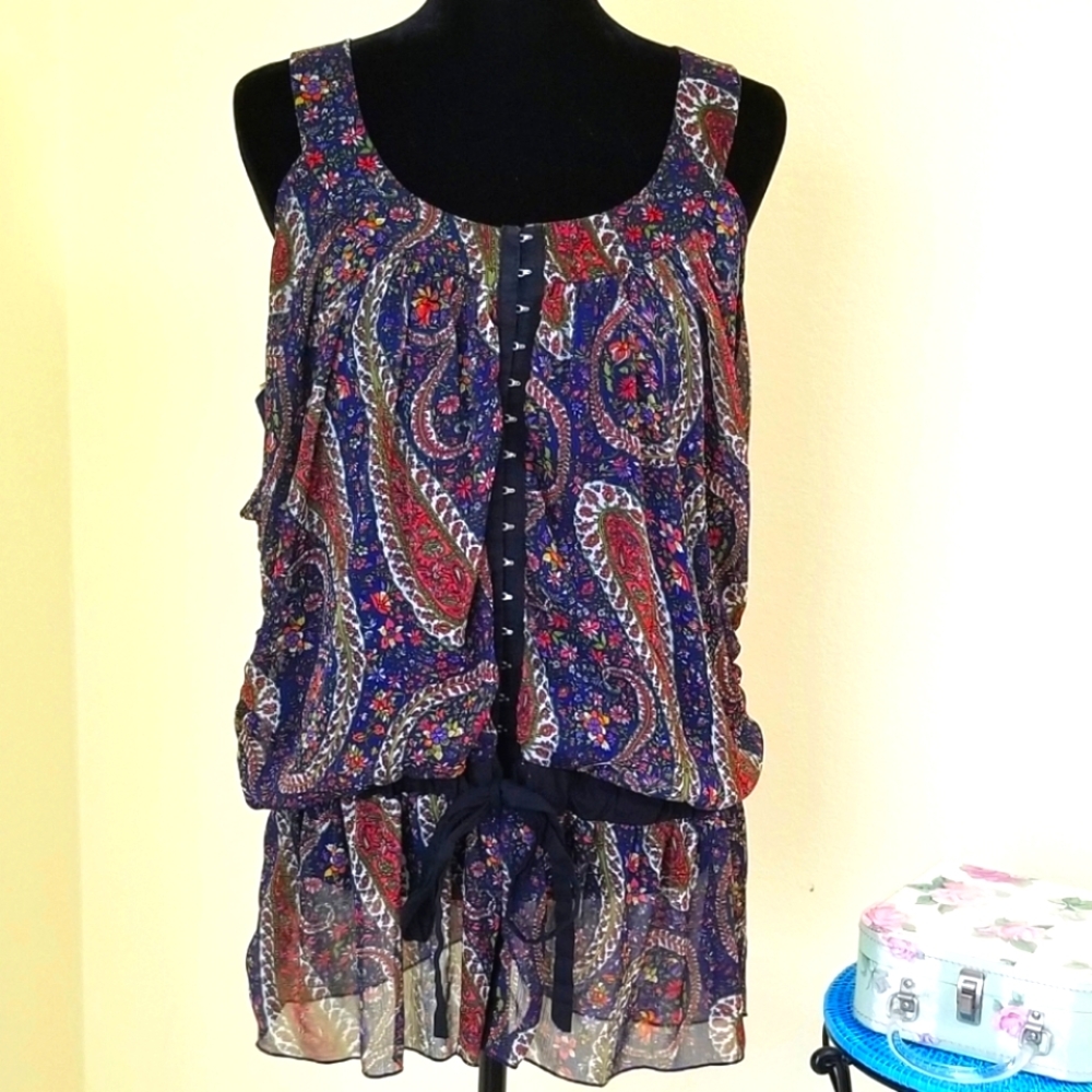 Torrid Bohemian top